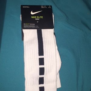 Basketball socks